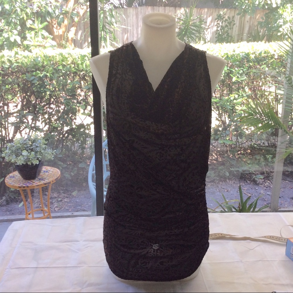 Karen Kane Sleeveless Draped cowl blouse